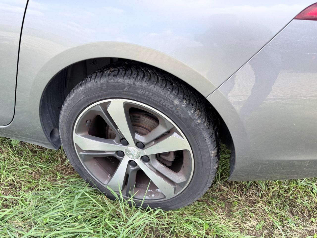 Peugeot 308 BlueHDi 150 S&S EAT6 SW Business