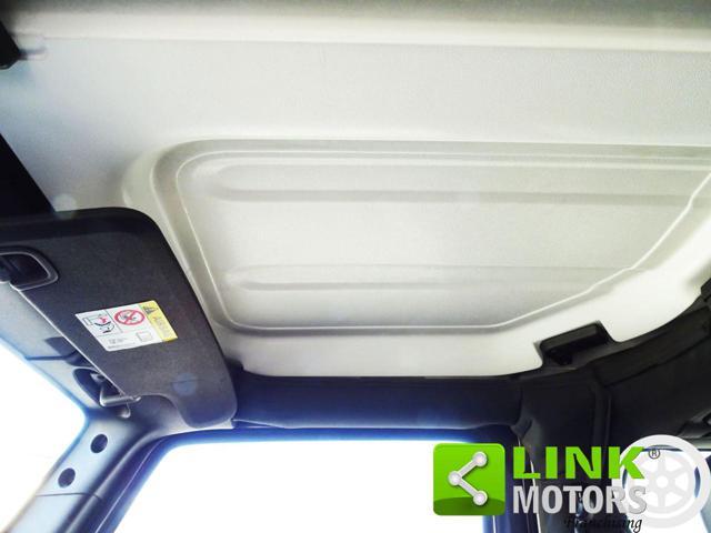 JEEP Wrangler 2.8 CRD DPF Sahara 4x4 automatic