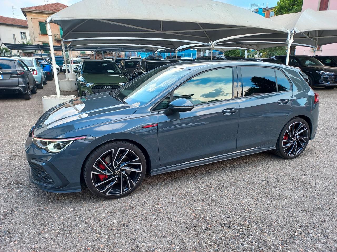 Volkswagen Golf GTI Golf 2.0 TSI GTI DSG