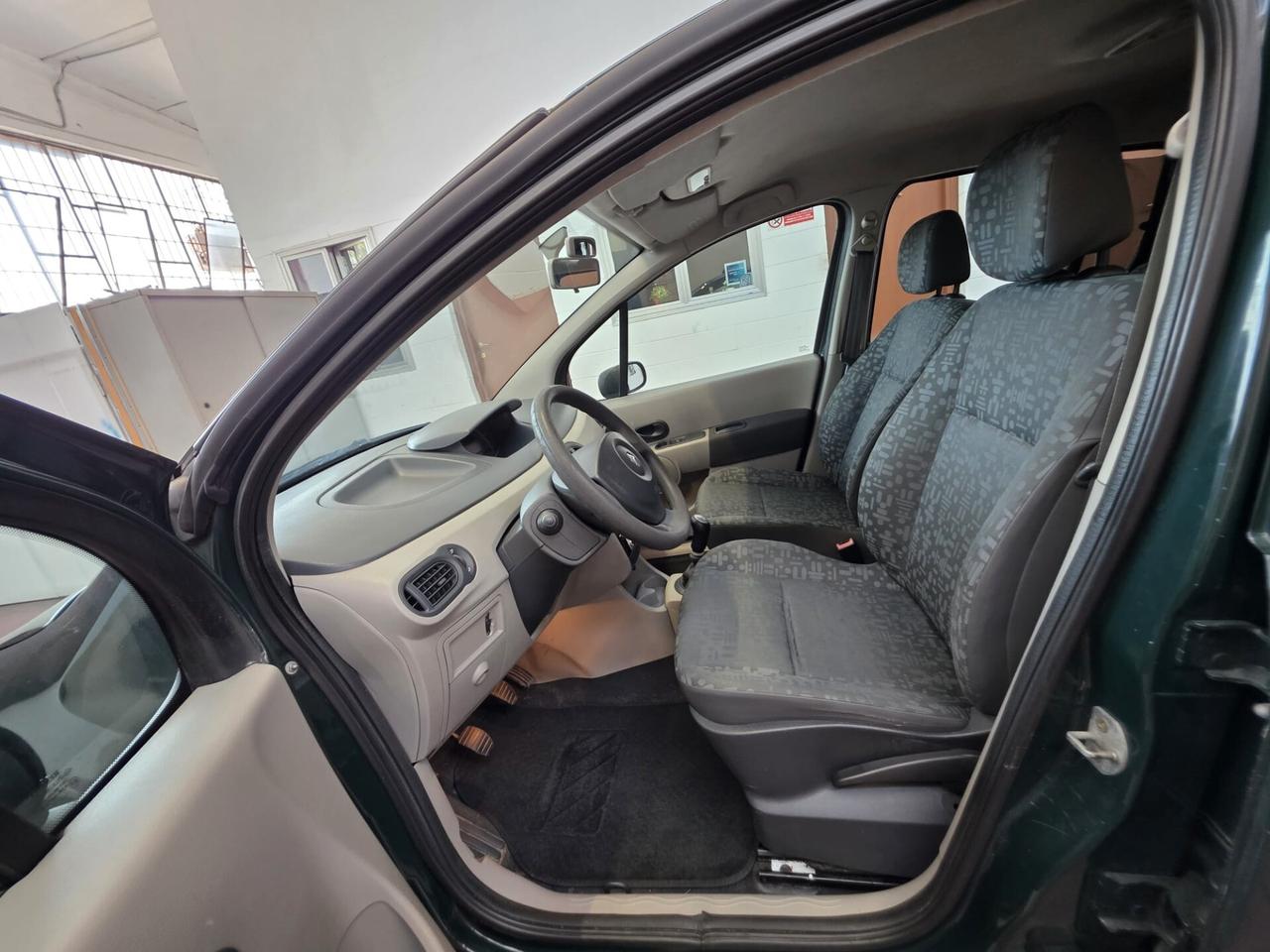 Renault Modus 1.2 16V Luxe Privilège