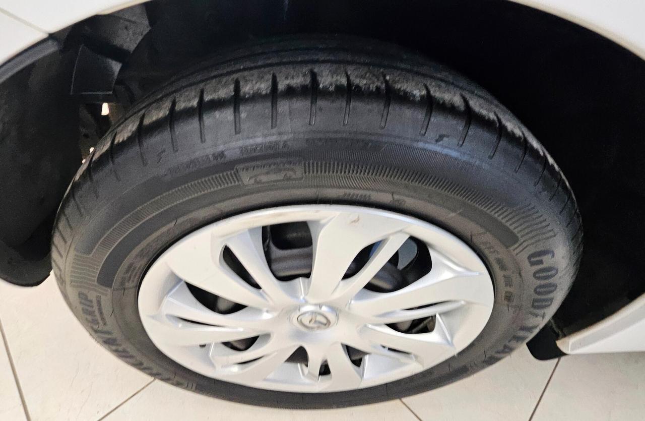 Mazda 2 Mazda2 1.5 Skyactiv-D 105 CV Exceed