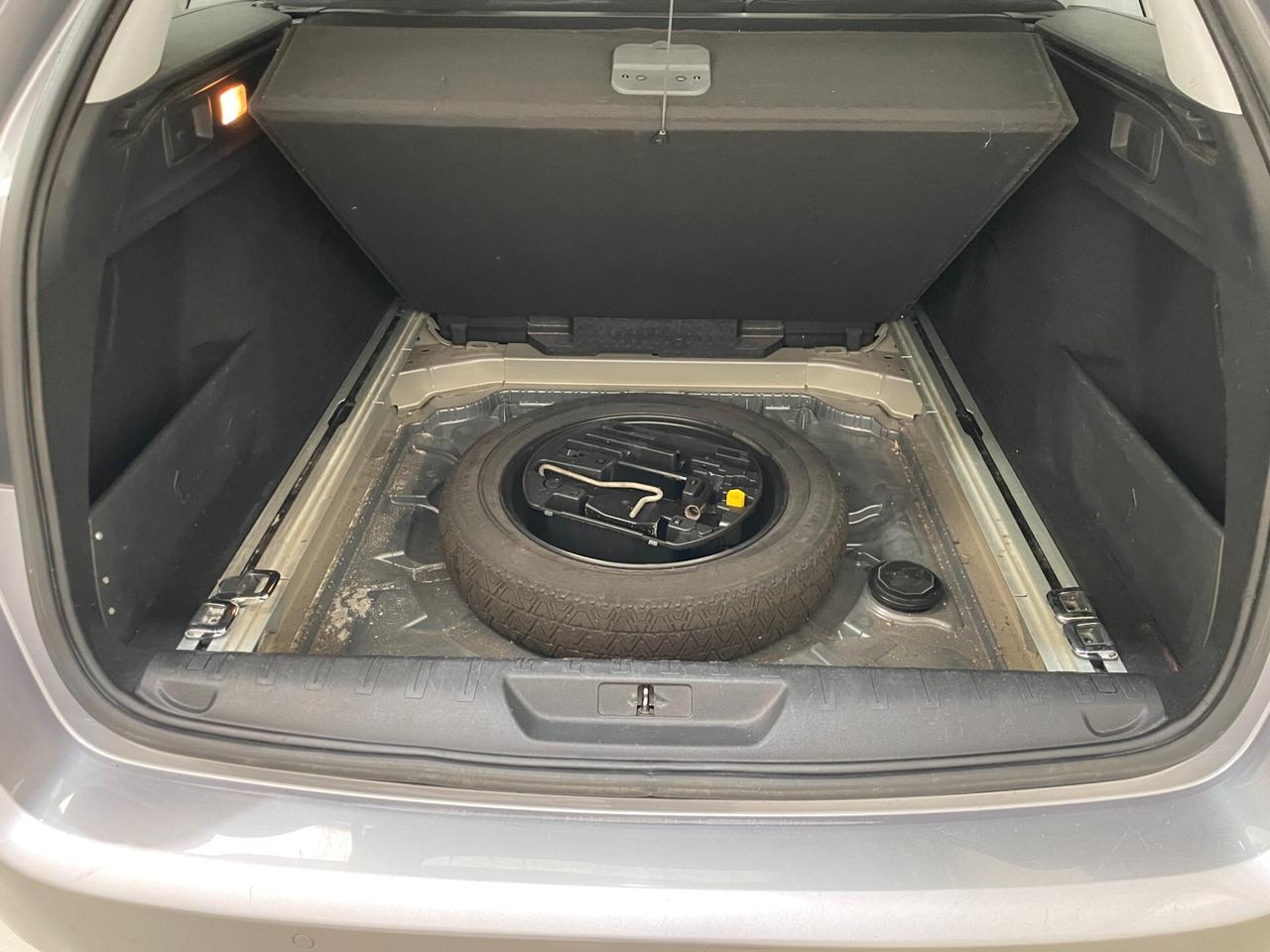Peugeot 308 1.5 BlueHDi 130 S&S SW Allure