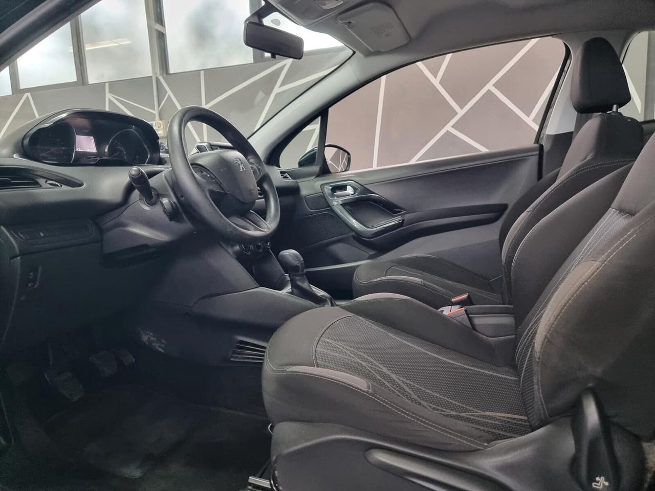 Peugeot 208 1.2 VTi 82 CV 3 porte Access NEOPATENTATI