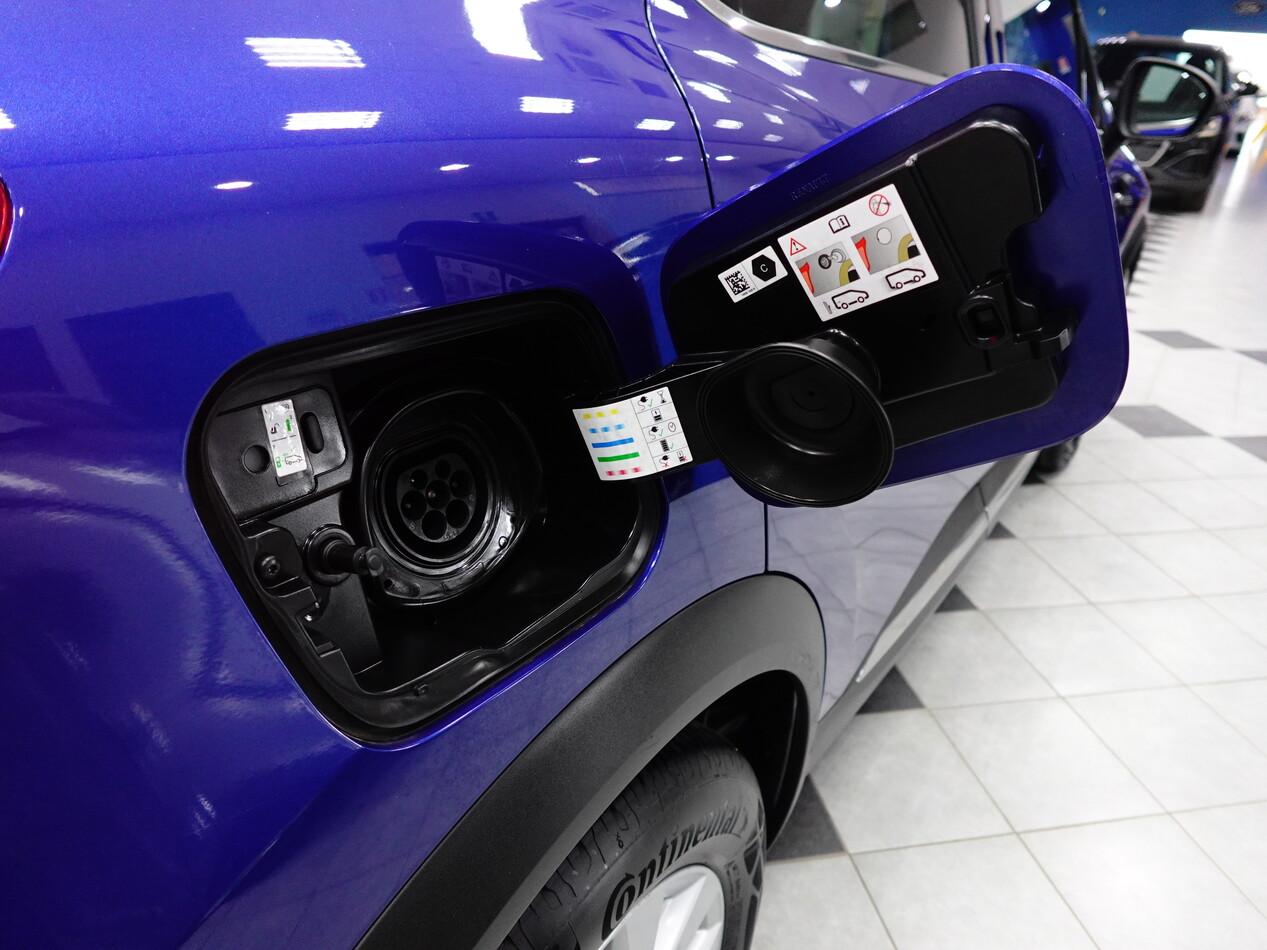 Renault Captur 1.6 E-TECH PHEV 160 CV INTENS