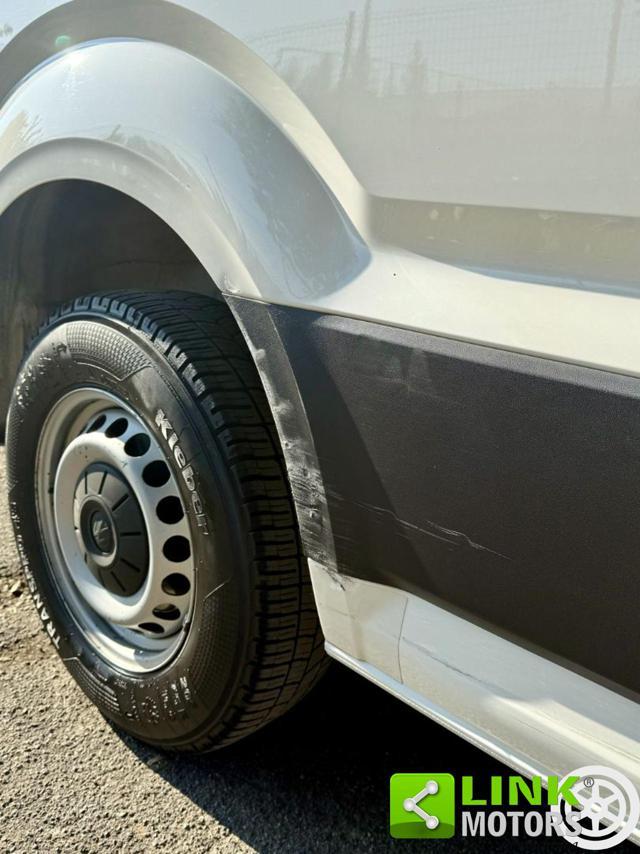 VOLKSWAGEN Crafter 35 2.0 BiTDI 177CV 4Motion PL-TA Furgone