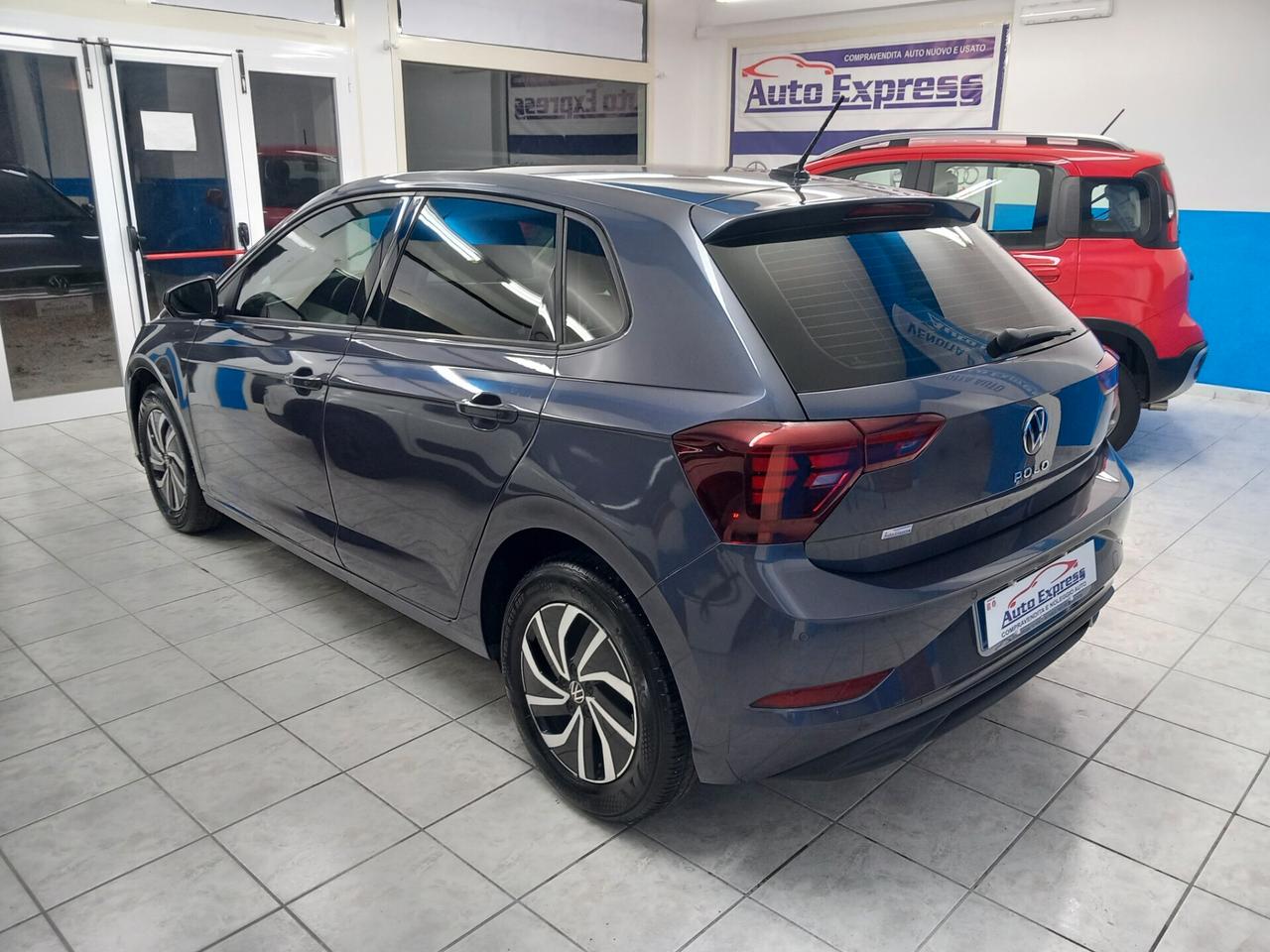 Volkswagen Polo anno 2022 benzina 1.0 km 34 mila