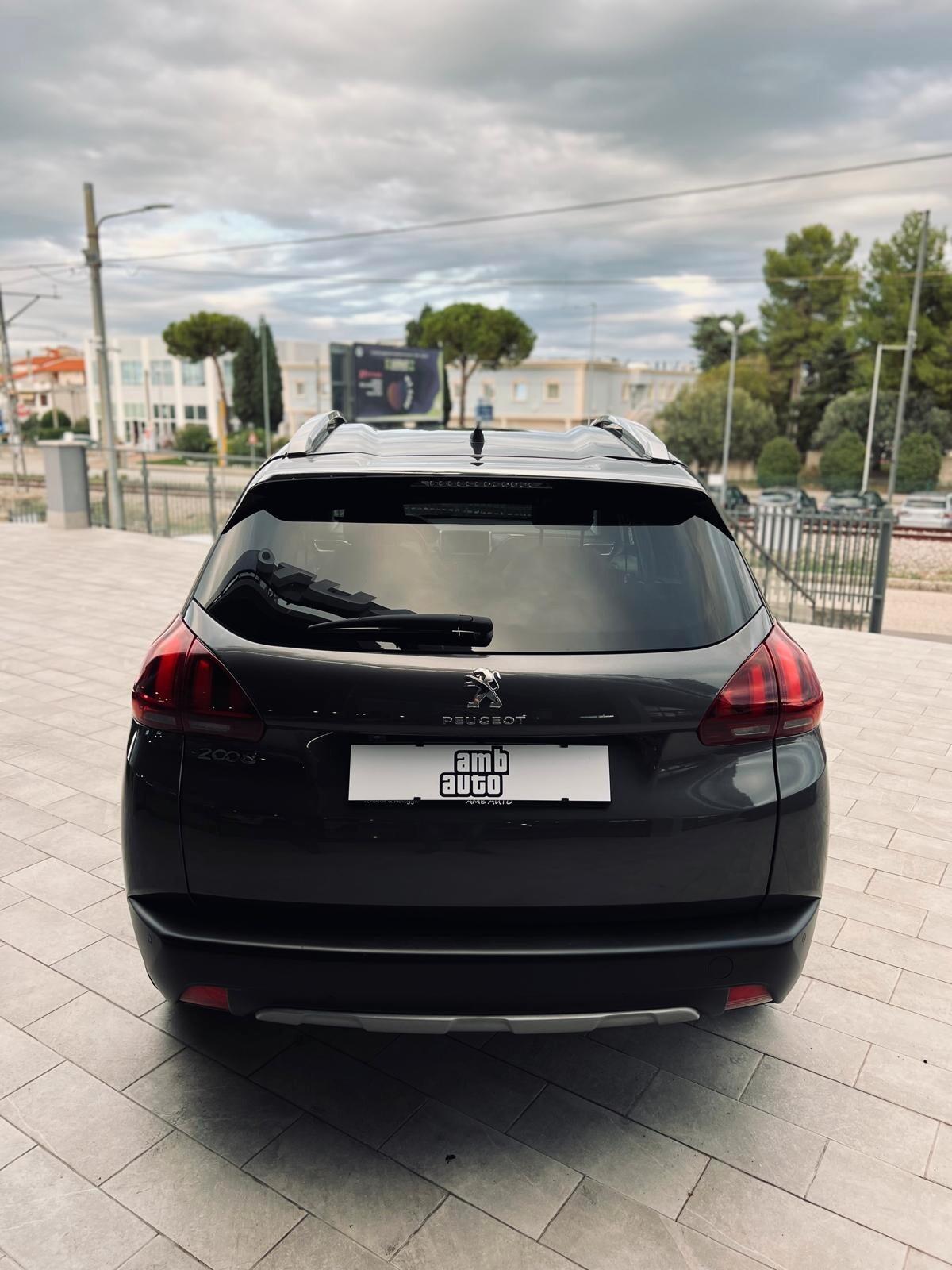 Peugeot 2008 1.5 BlueHDi 100 Cv Allure