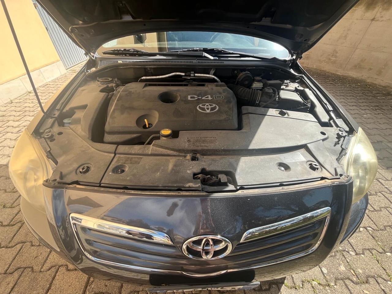 Toyota Avensis 2.2 D-4D 16V Station Wagon