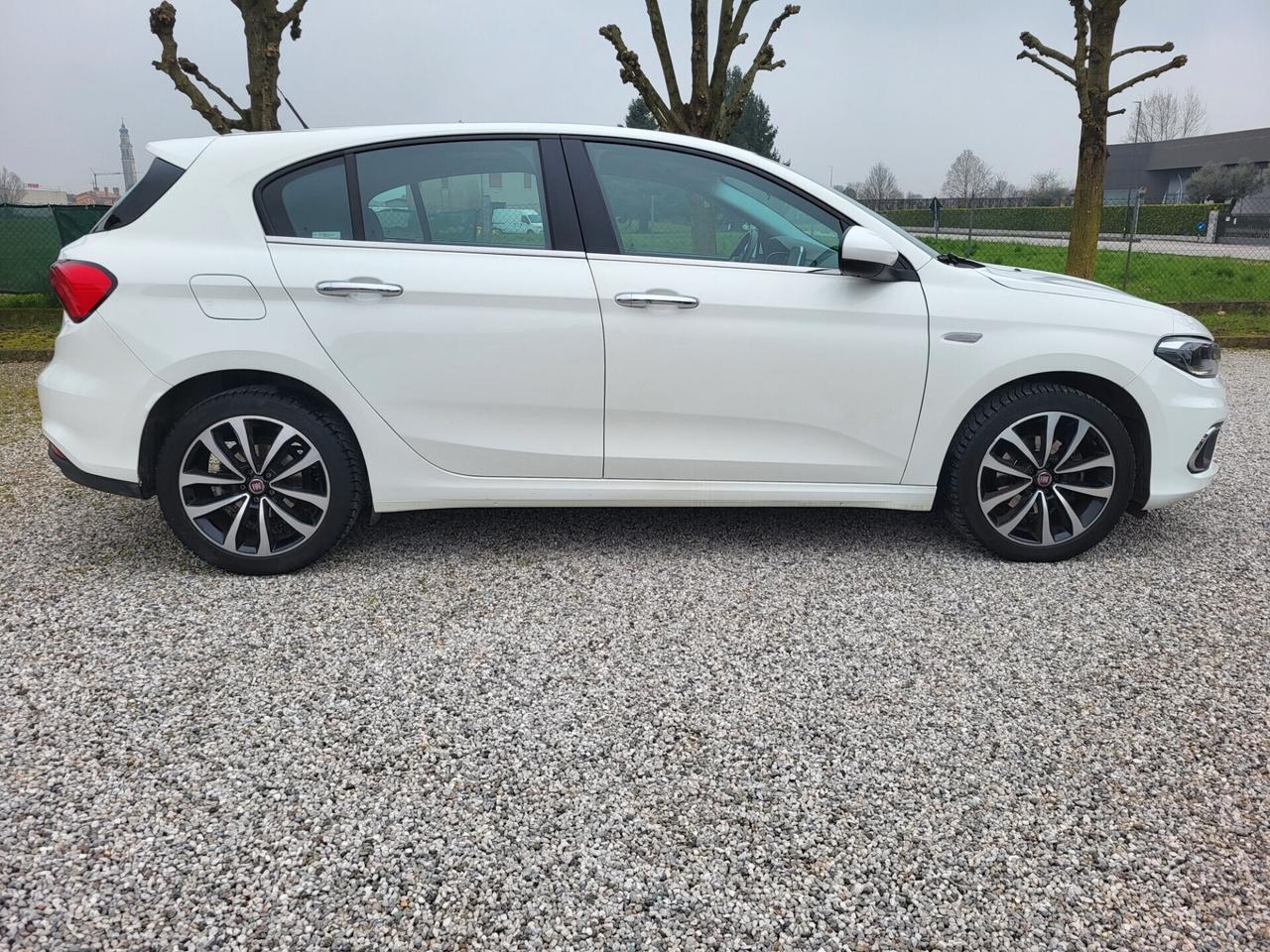 Fiat Tipo 1.6 Mjt S&S 5 porte Lounge