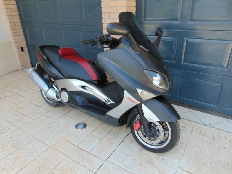 Yamaha T Max