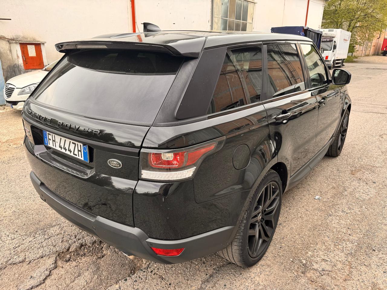 Land Rover Range Rover Sport Range Rover Sport 3.0 TDV6 Black & White Edition