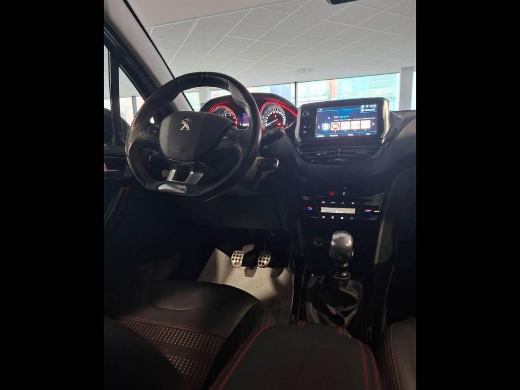 Peugeot 2008 1.2 PureTech Turbo Allure