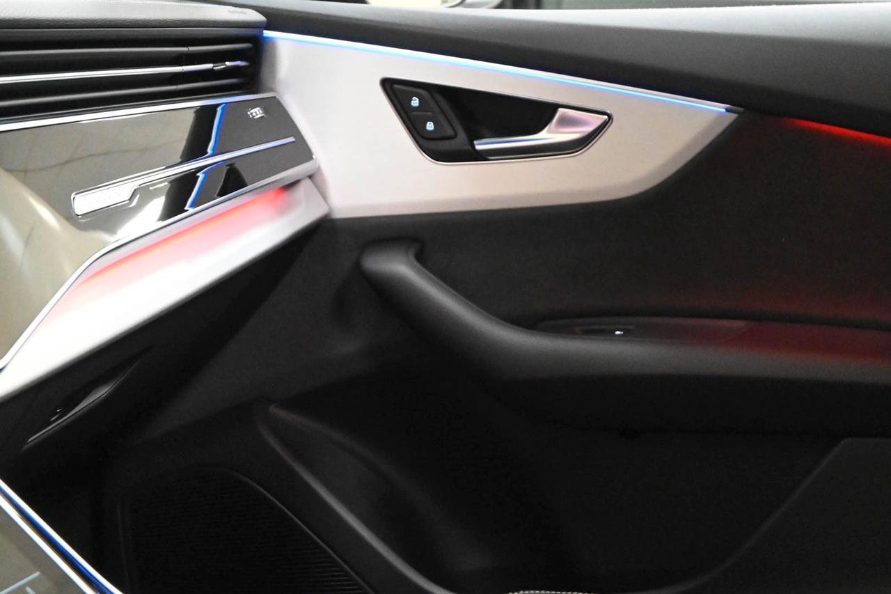 AUDI Q8 Q8 50 TDI 286 CV quattro tiptronic Sport