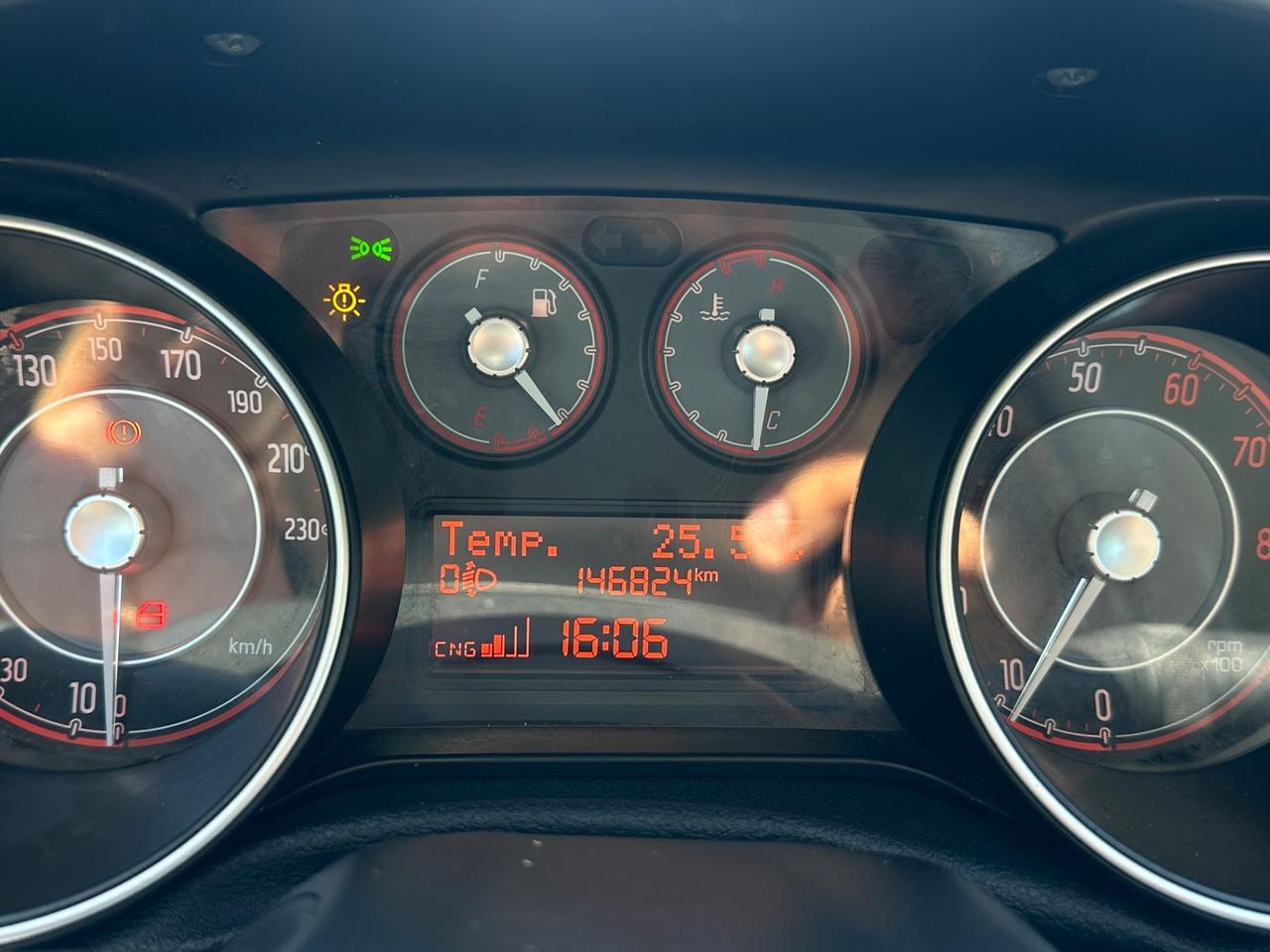 Fiat Punto 1.4 8V 5 porte Natural Power Lounge