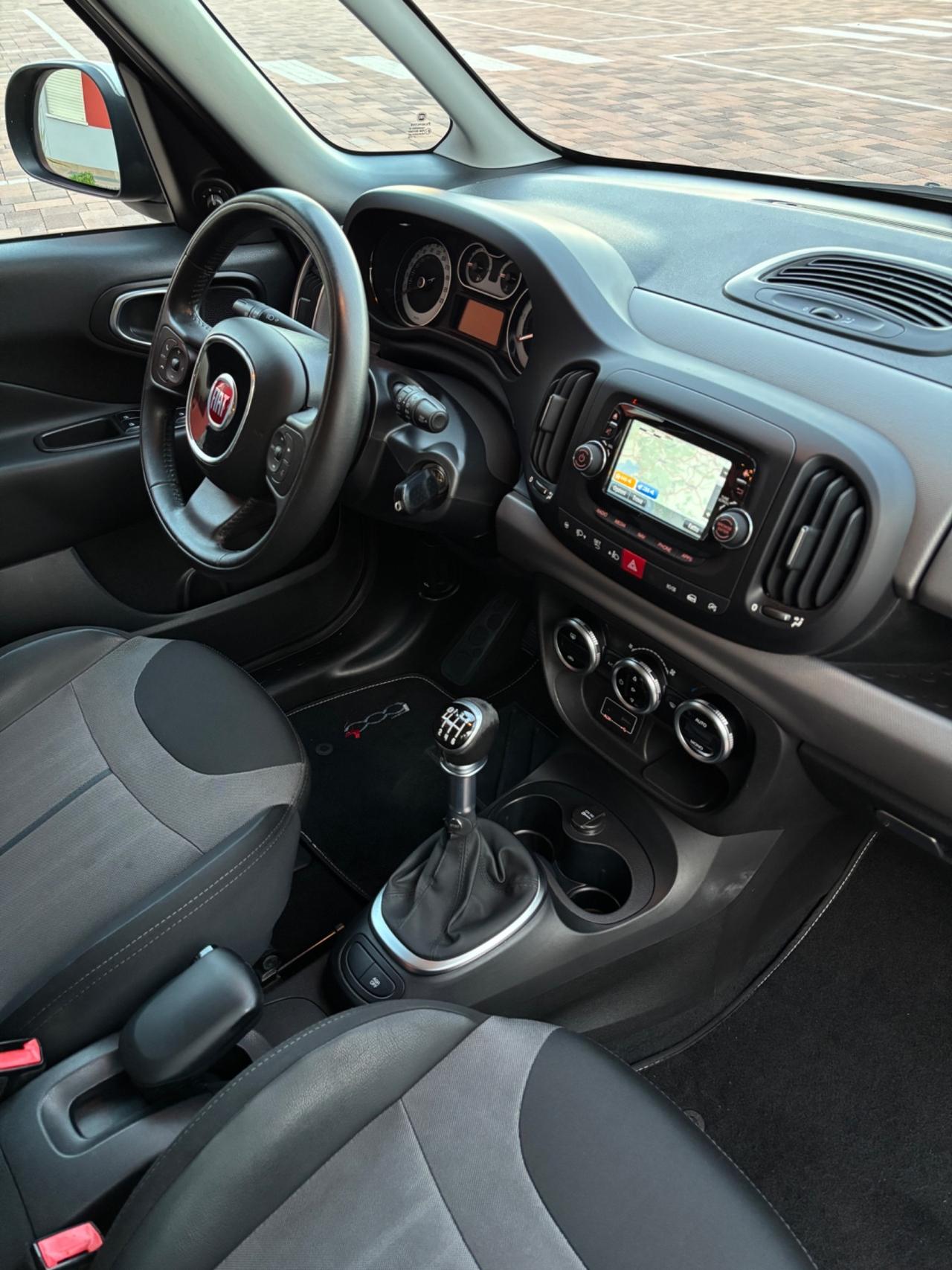 Fiat 500L 1.6 Multijet 120 CV Living 7 POSTI