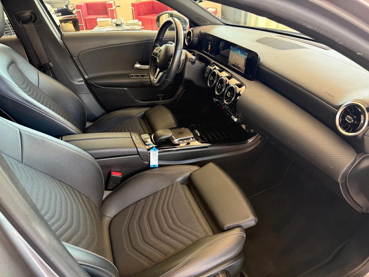 Mercedes-benz A 180 d Automatic Business Extra Pelle CarPlay FullLed Navi RetroCam