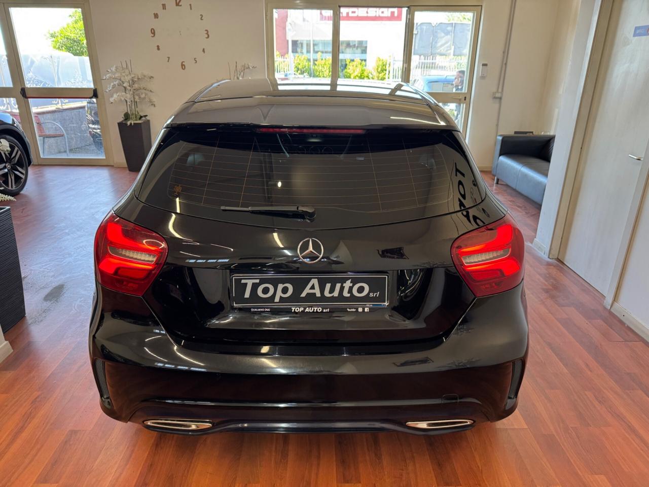 MERCEDES-BENZ A 180 d PREMIUM AMG - 2018