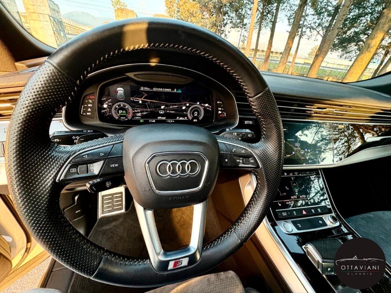 Audi Q8 S-line unipro full book service Audi