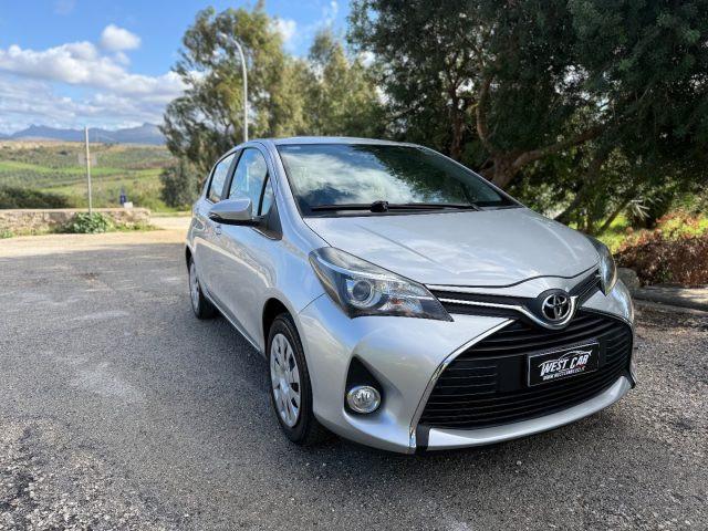 TOYOTA Yaris 1.0 5 porte LOUNGE
