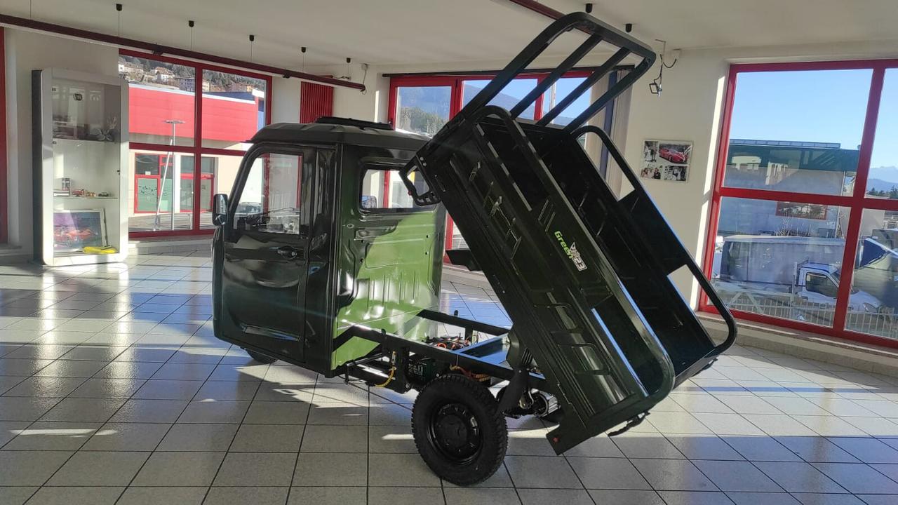 MOTOCARRO ELETTRICO CABINATO RIBALTABILE