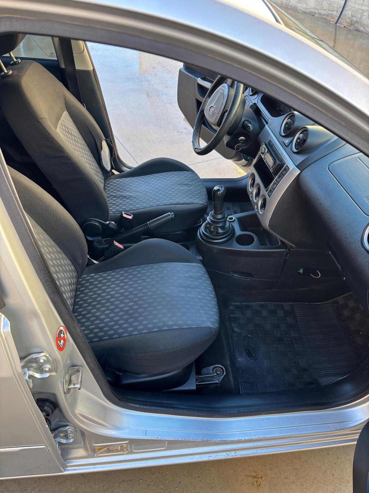 Ford Fiesta Fiesta+ 1.4 TDCi 5p.