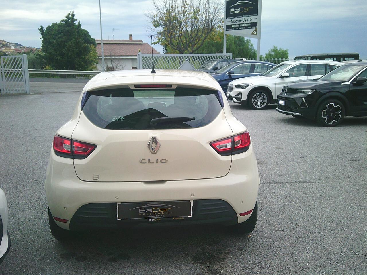 Renault Clio TCe 12V 90CV Start&Stop 5 porte Energy Intens