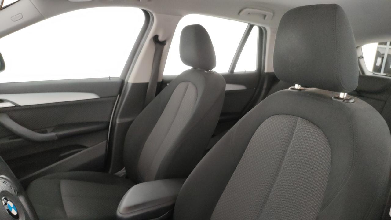BMW X1 sdrive18d Business auto my18