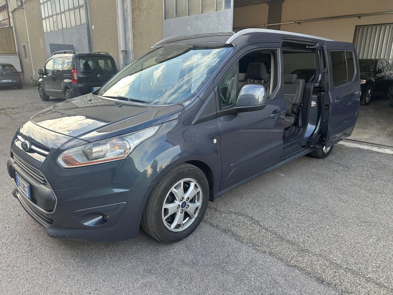 Ford Tourneo Connect 7 POSTI