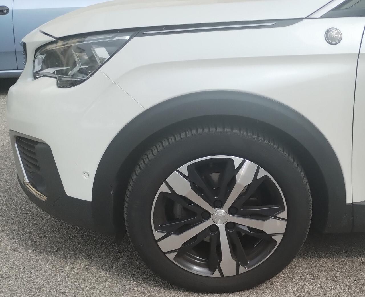 Peugeot 5008 BlueHDi 120 CV CROSSWAY AUT.
