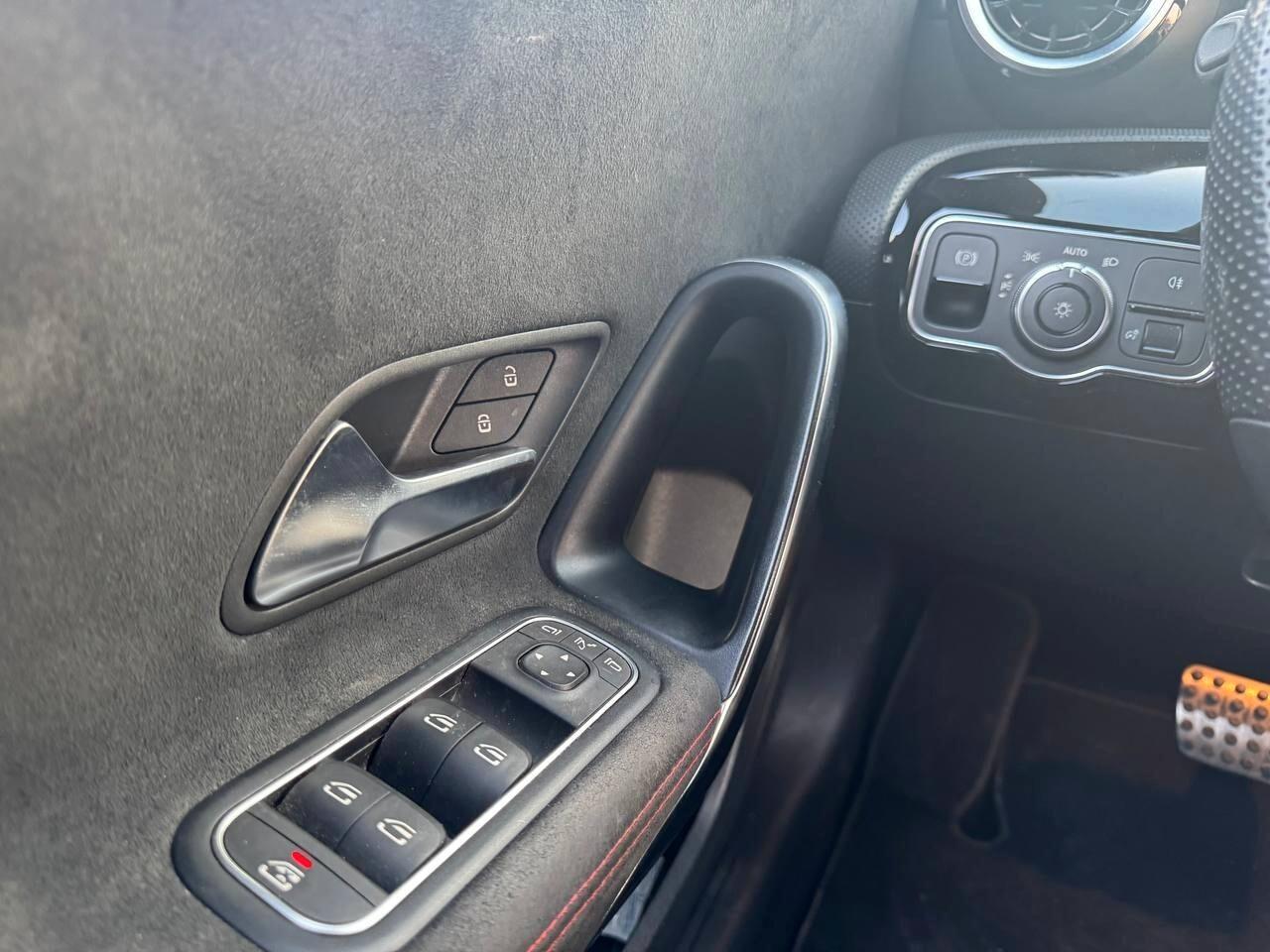 Mercedes-benz A 180 d Automatic Premium 07/2019