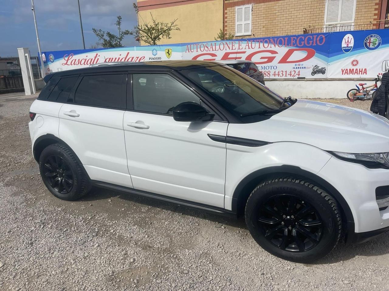 Land Rover Range Rover Evoque Range Rover Evoque 2.2 TD4 5p. Dynamic