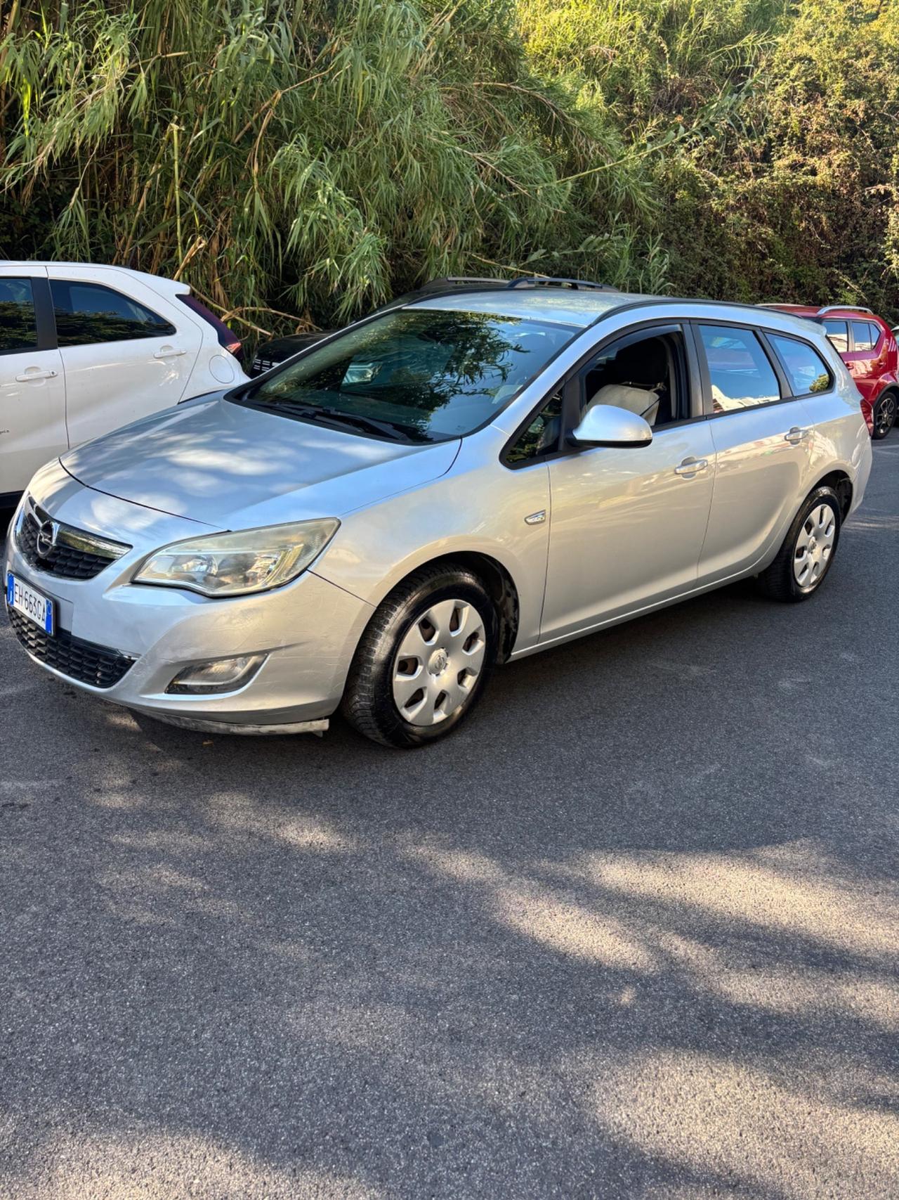 Opel Astra 1.7 CDTI 110CV Sports Tourer Cosmo