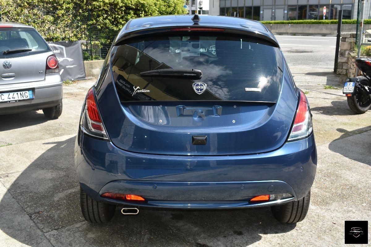 LANCIA - Ypsilon - 1.0 FireFly 5p.S&S Hyb. Platino