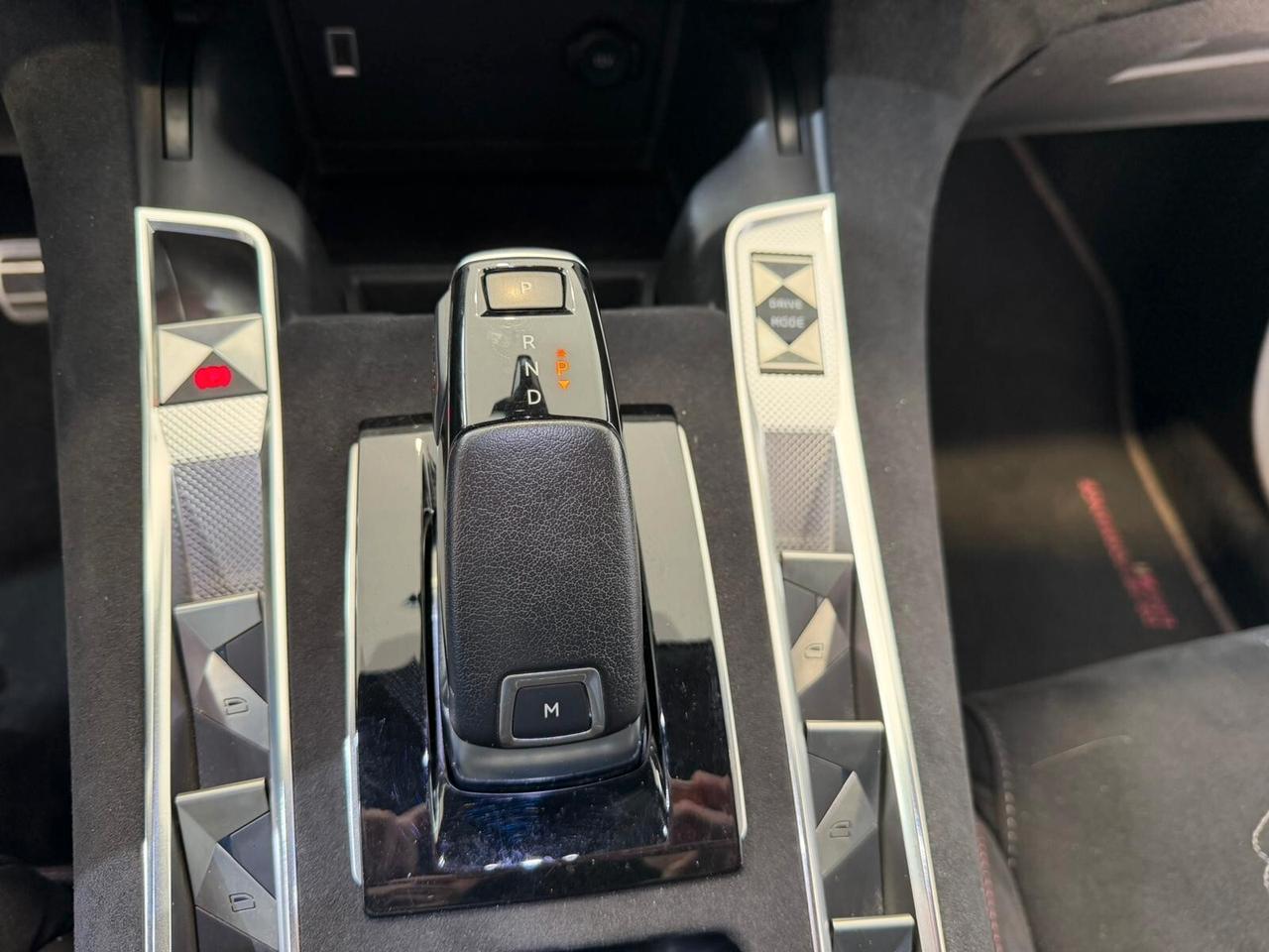 Ds 7 Crossback BlueHDi 130 aut. Performance Line