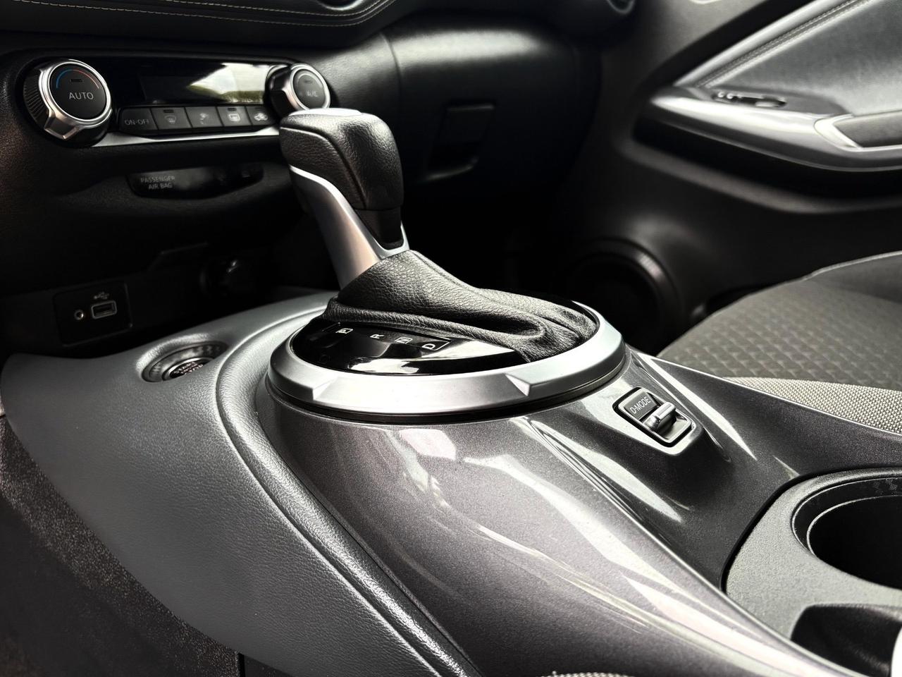 Nissan Juke 1.0 DIG-T 114 CV DCT N-Connecta