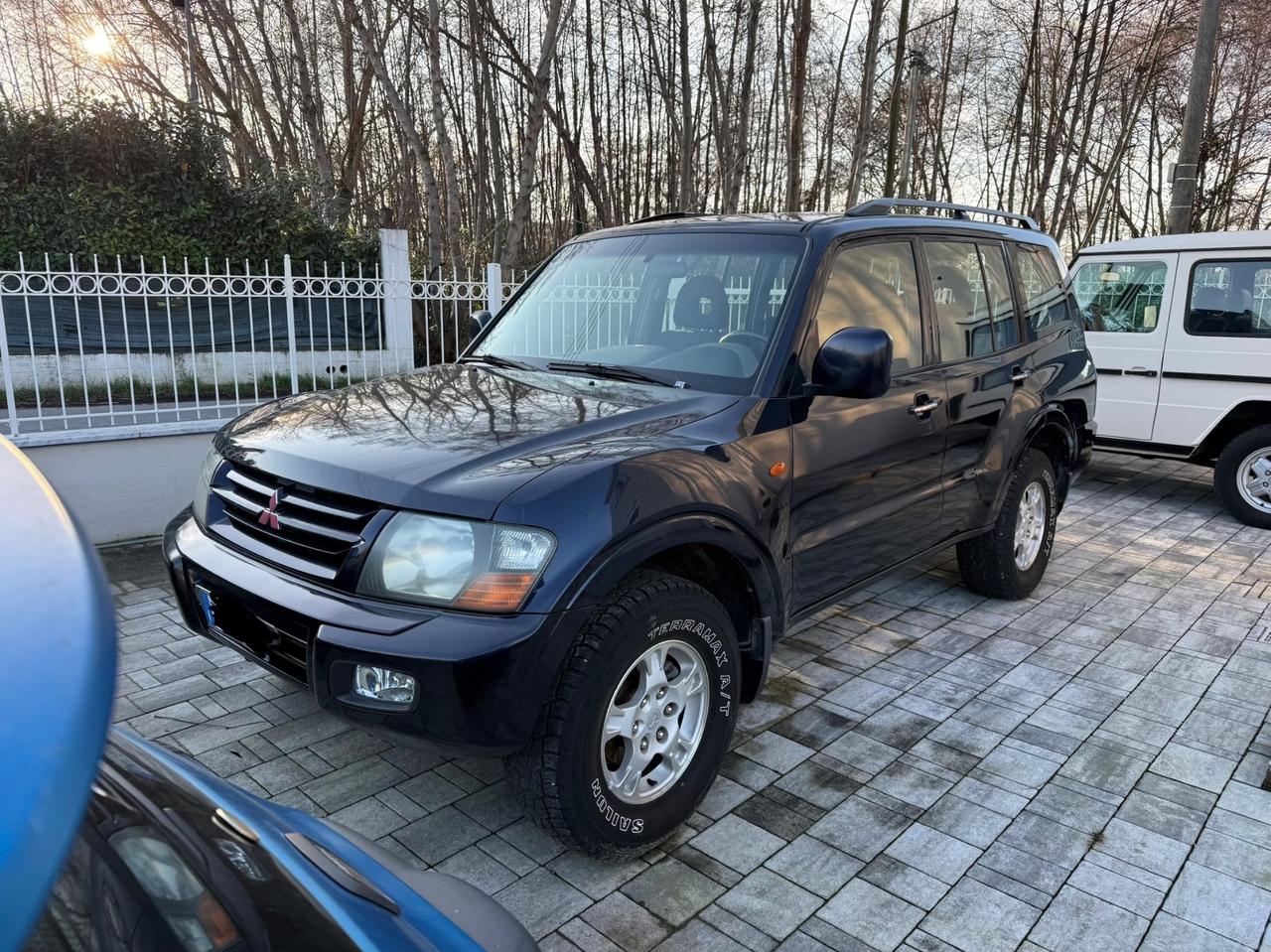 Mitsubishi Pajero 2.5 TDI 5p. GLS1