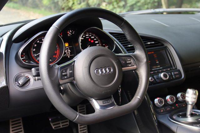 AUDI R8 Spyder 5.2 V10 FSI quattro R tronic