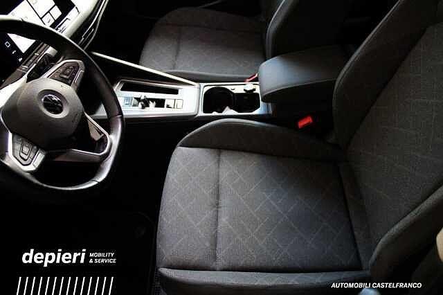Volkswagen Golf 1.0 eTSI EVO DSG Life -mhev -Ok Neop