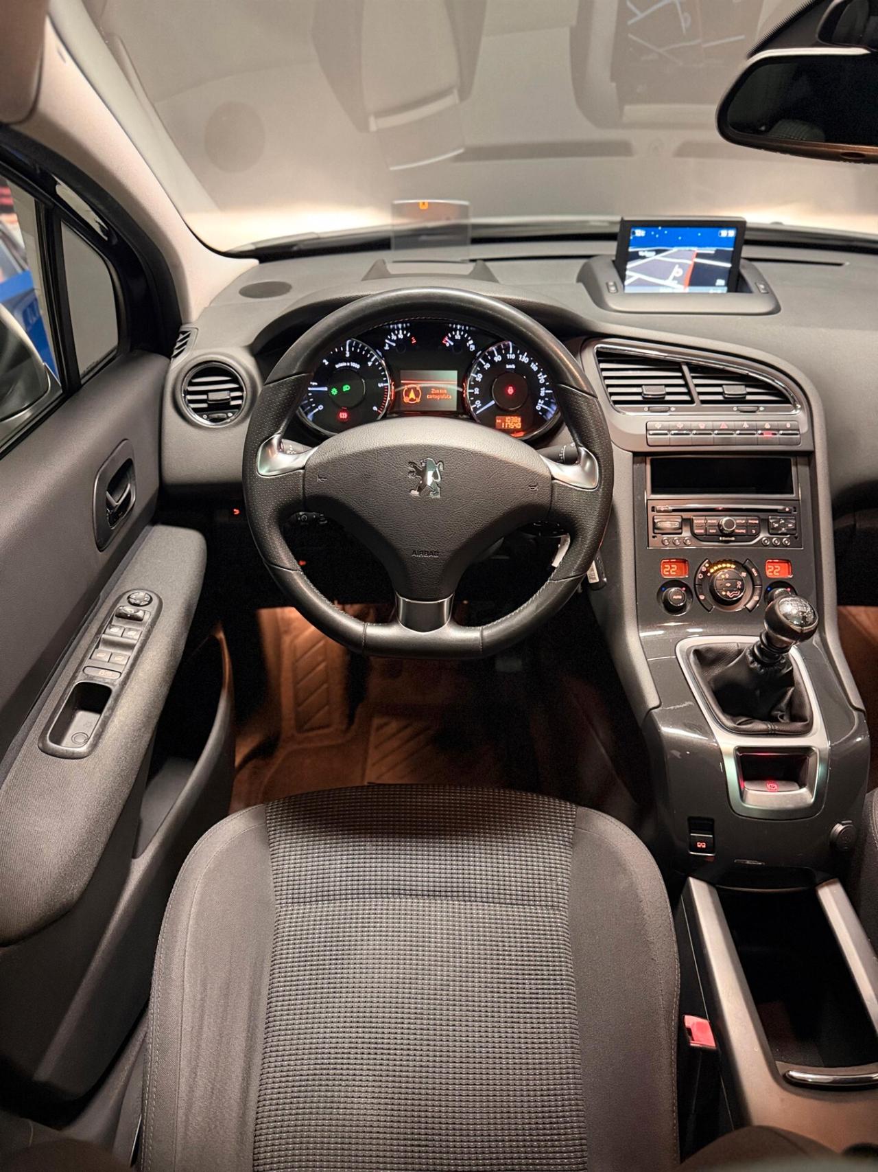 Peugeot 5008 2.0 HDi 150CV Allure 7 posti