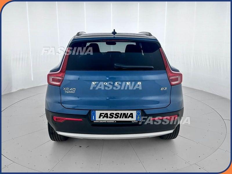 Volvo XC40 XC40 B3 automatico Core