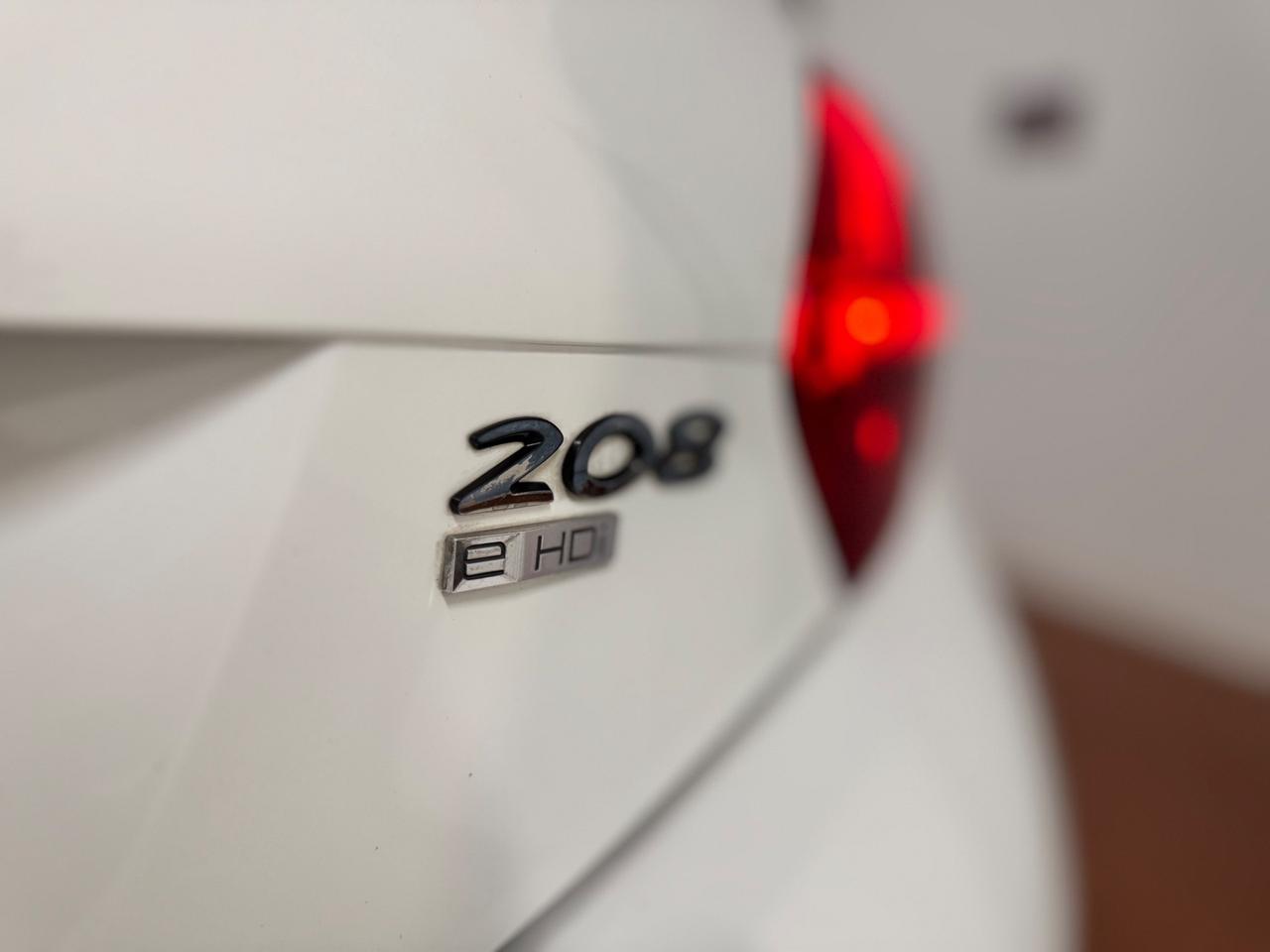 Peugeot 208 1.6 e-HDi 92 CV Stop&Start 5 porte Allure