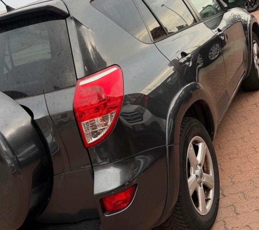 Toyota RAV 4 RAV4 2.2 D-4D 177 CV Luxury
