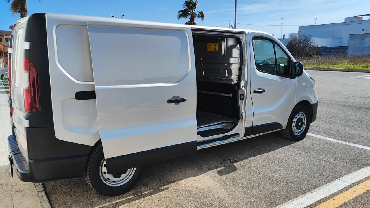 Renault Trafic PASSO LUNGO 1.6D 140CV RETROCAMERA CLIMA