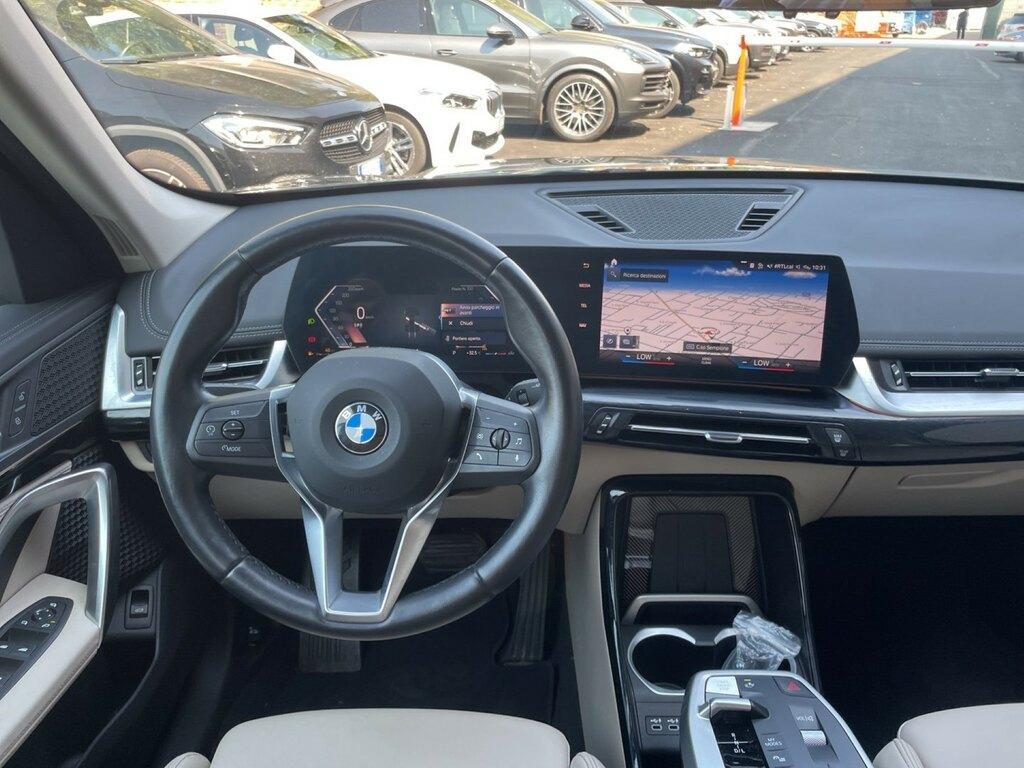 BMW X1 18 i X-Line Edition Essence sDrive DCT