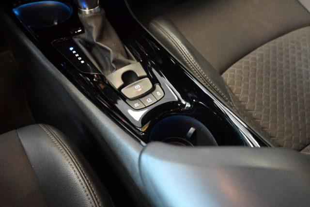 TOYOTA C-HR 1.8 Hybrid GR SPORT 2WD E-CVT AUTOCARRO NAVI FULL!