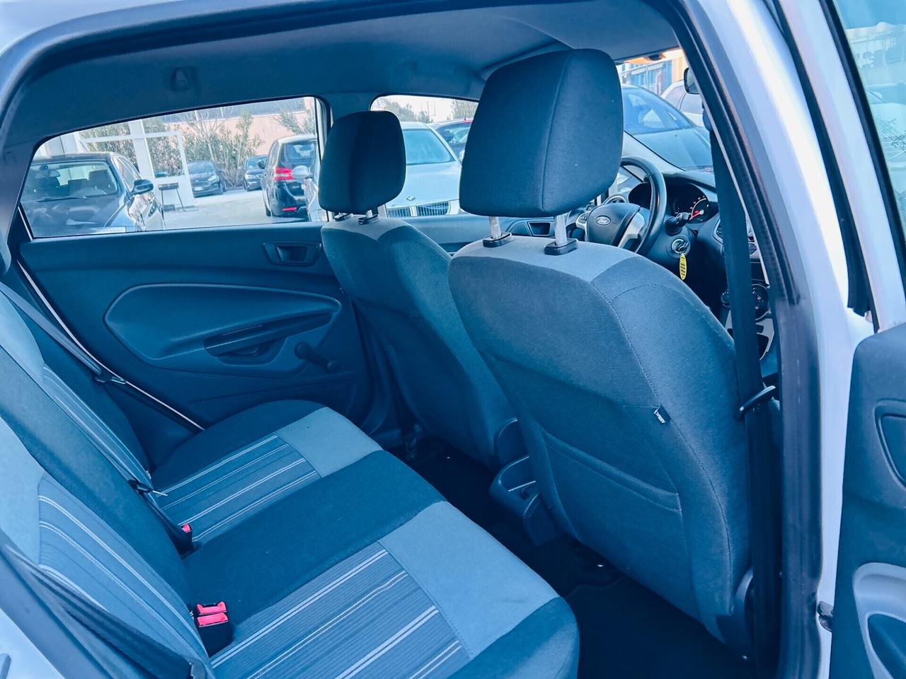 Ford Fiesta 1.4 5 porte Bz.- GPL Titanium