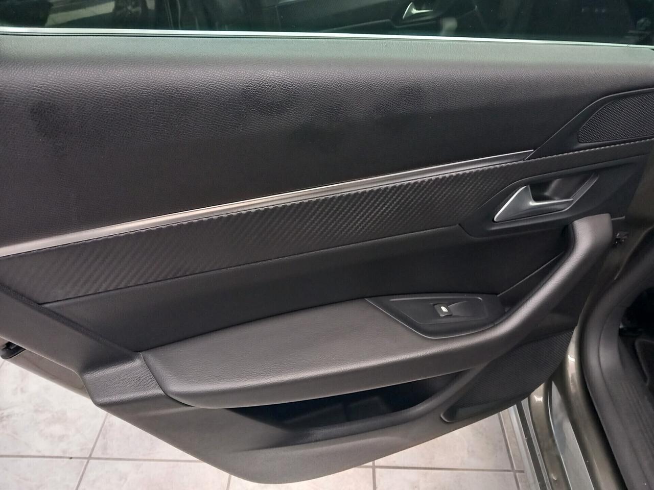 Peugeot 508 BlueHDi 130 Stop&Start EAT8 SW Allure