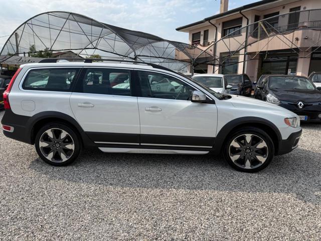 VOLVO XC70 D4 AWD Momentum