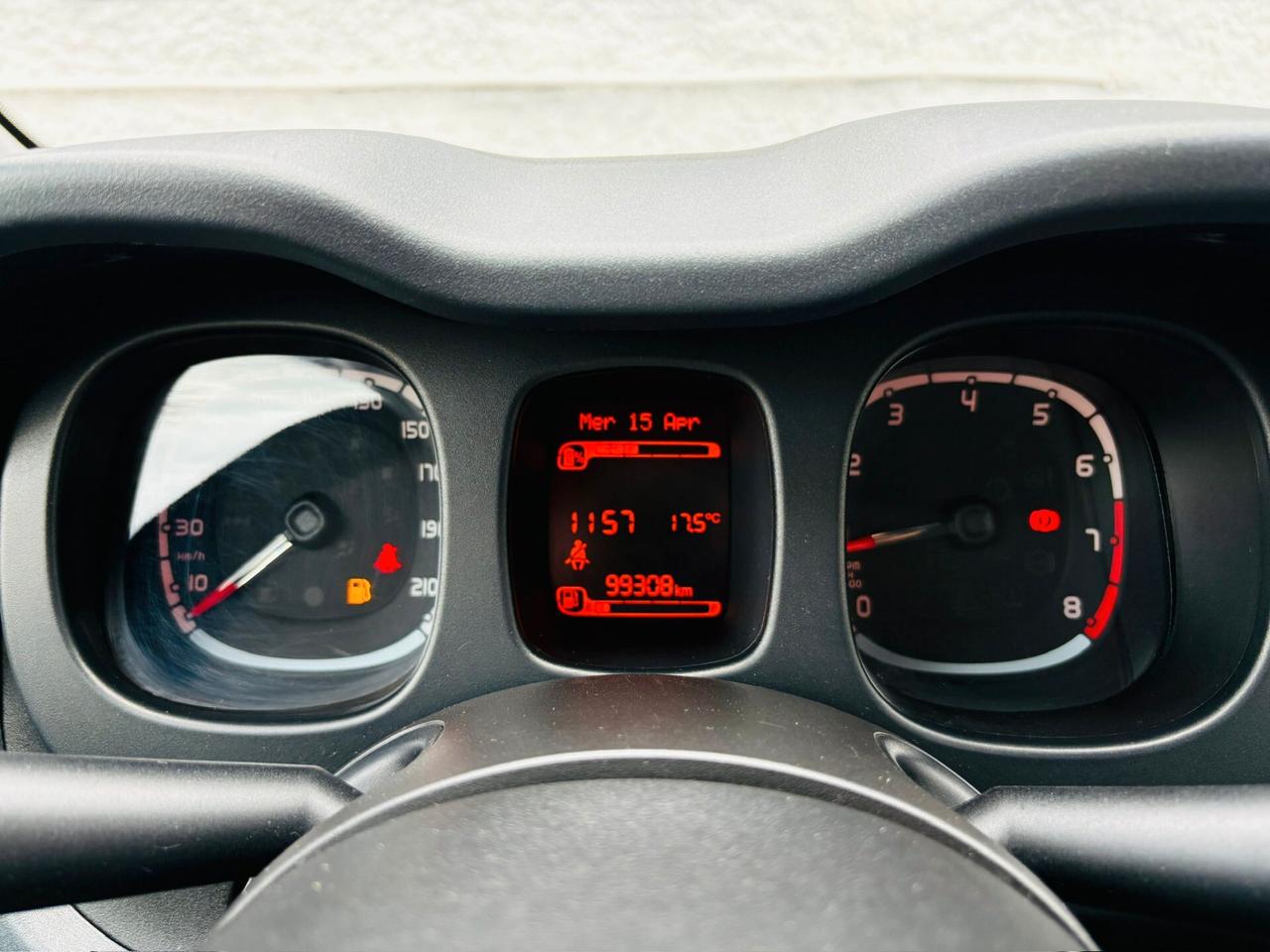 99.000 KM Fiat Panda 1.0 FireFly S&S Hybrid
