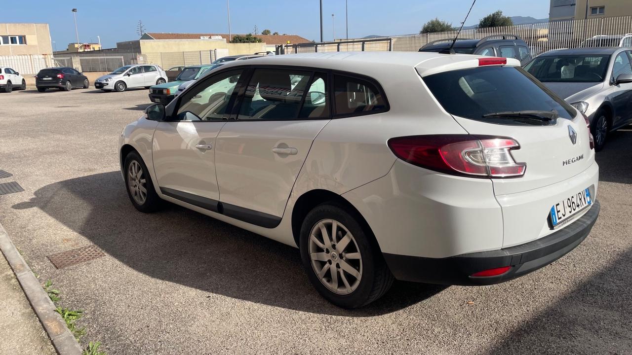 Renault Megane Mégane 1.5 dCi 110CV SporTour Attractive